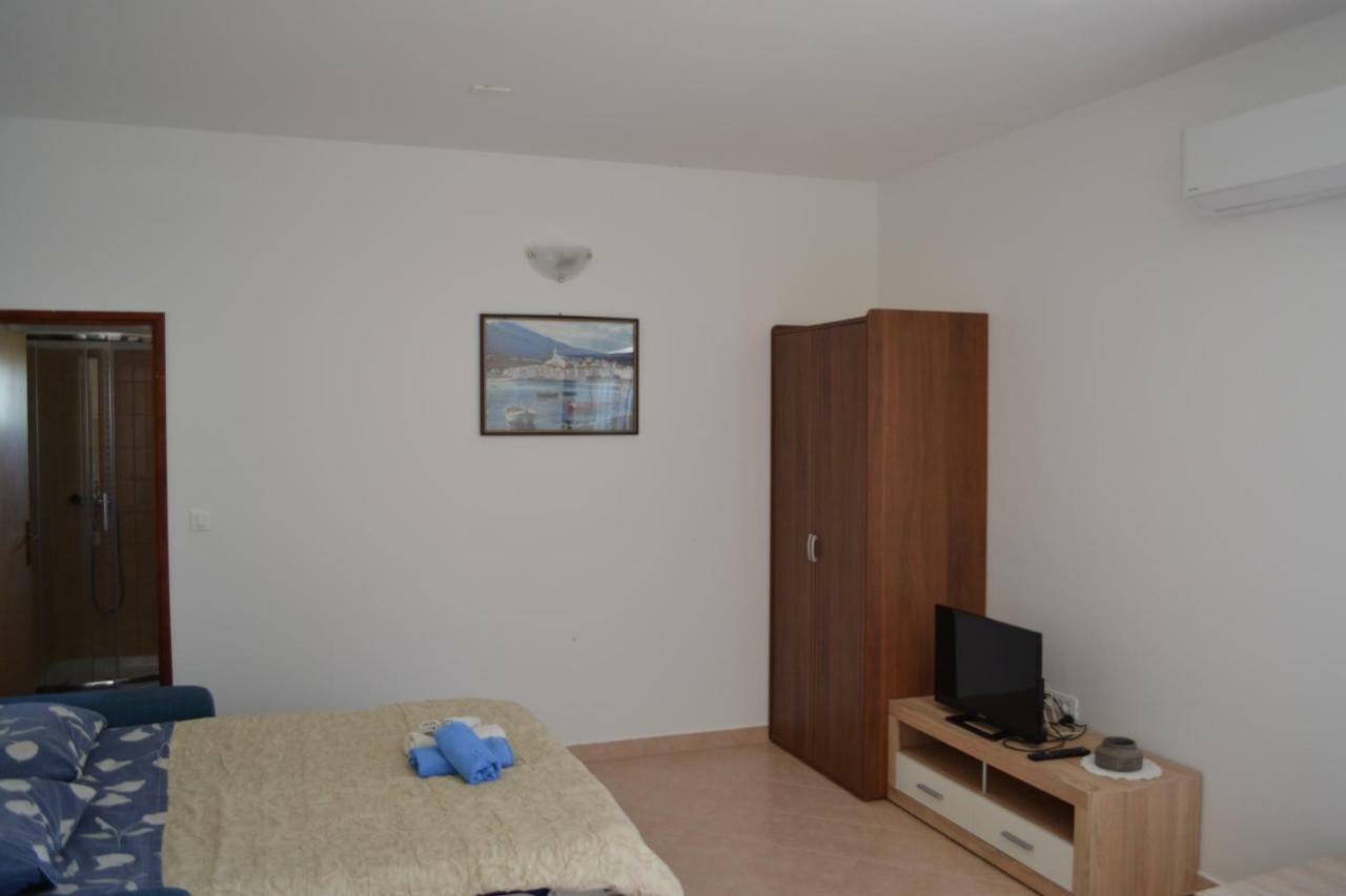 Apartment Denis *
